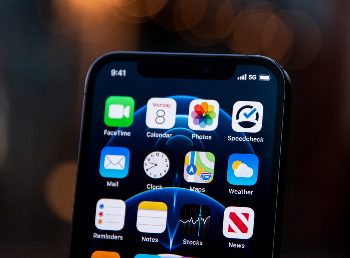 那坡苹果手机维修分享为什么 iPhone 12 在冬季会自动关机 